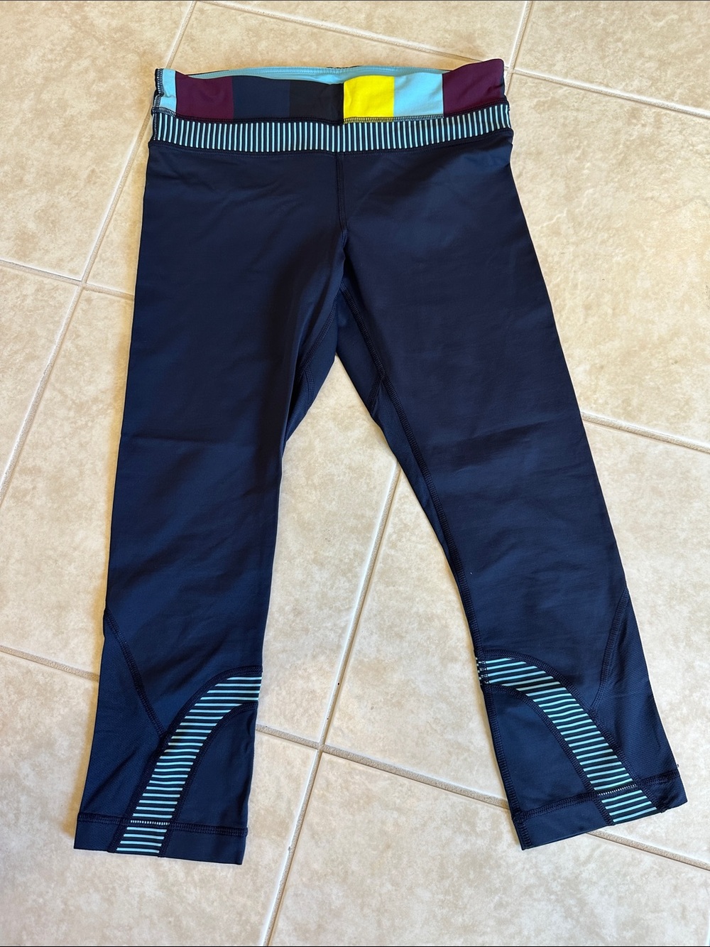 Lululemon  Navy Active Capri Leggings with Colorblock Waistband
